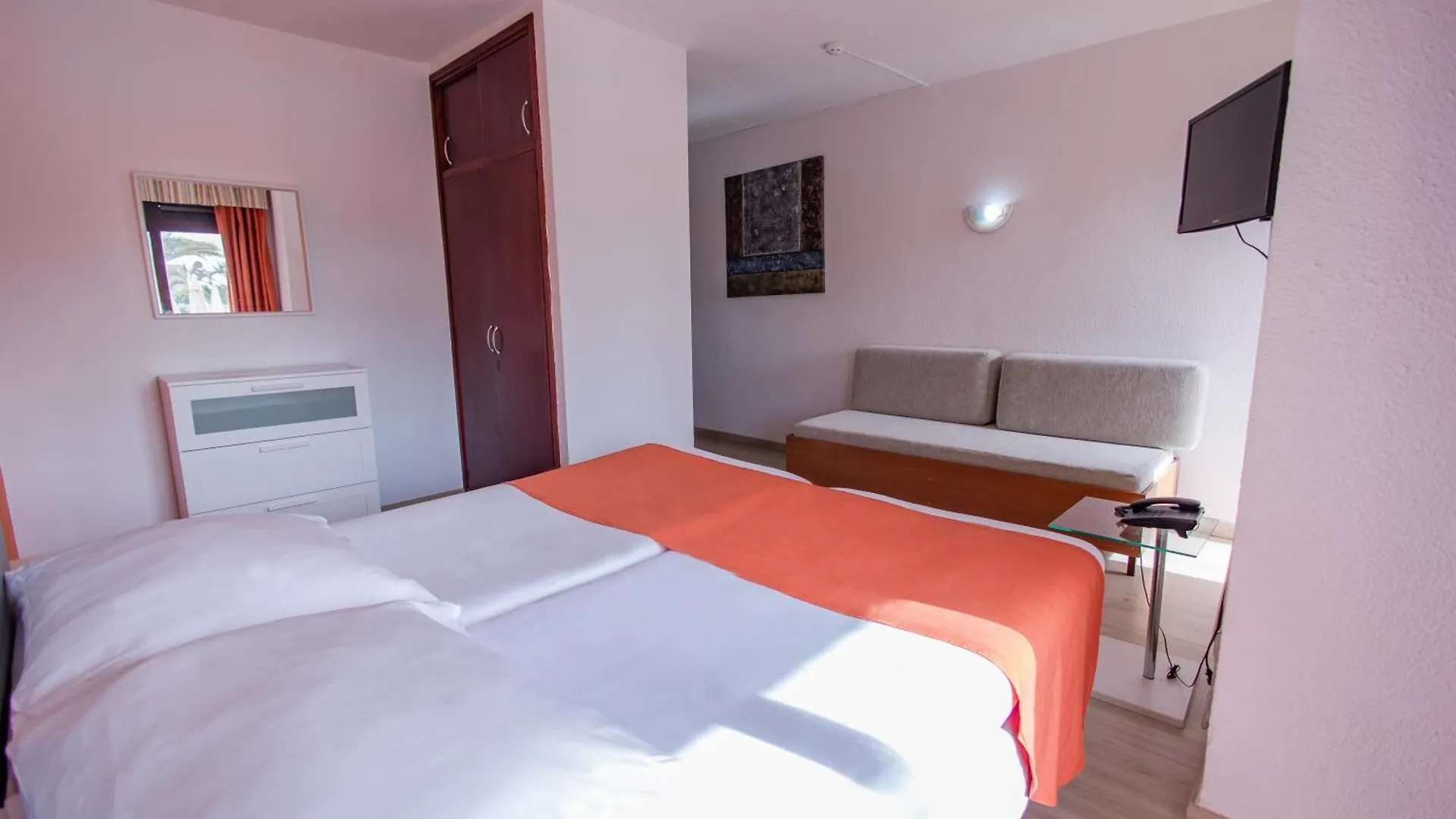 Servatur Caribe Playa de las Americas  Aparthotel Playa de las Americas (Tenerife)