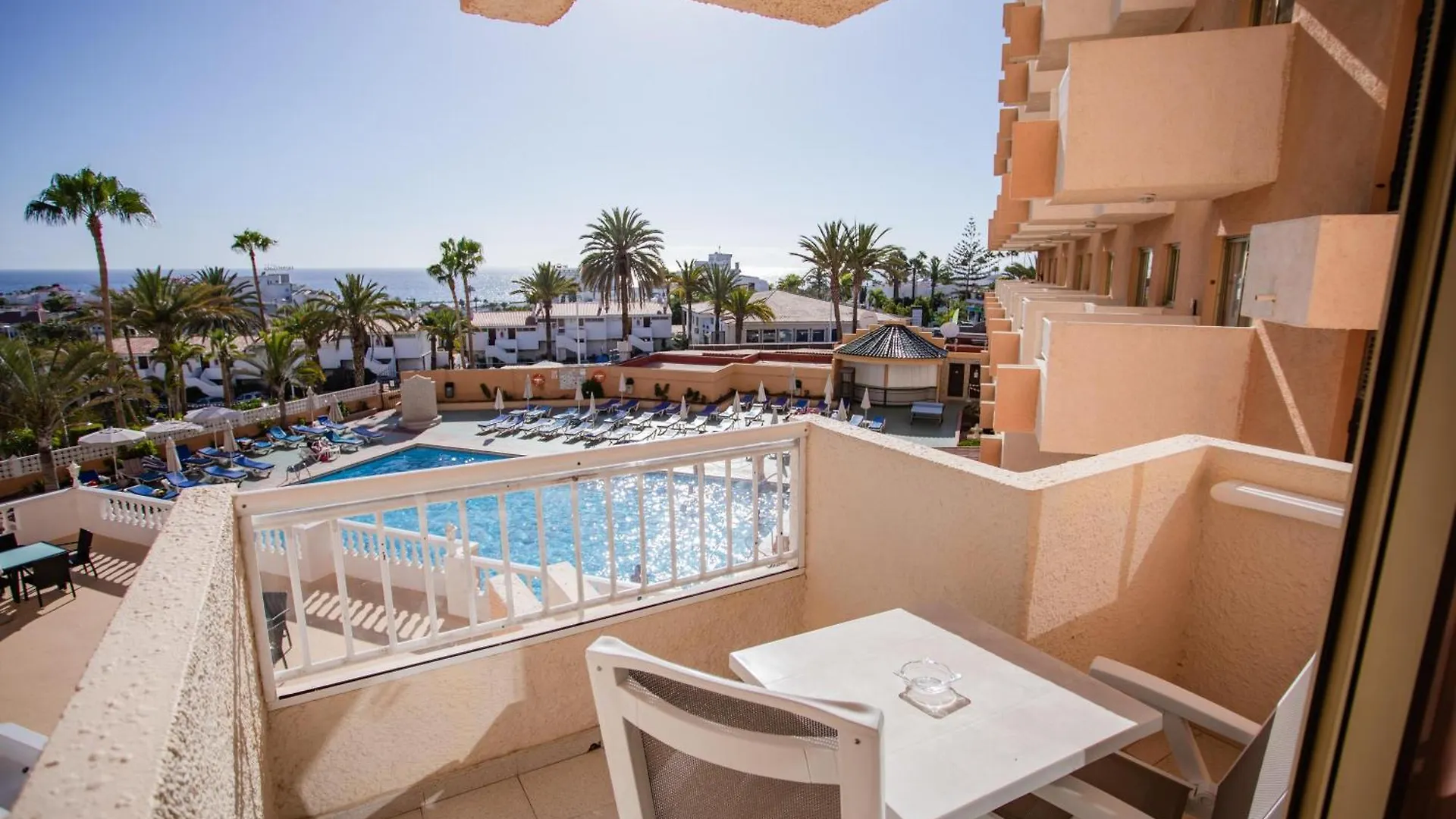 Servatur Caribe Playa de las Americas  Aparthotel
