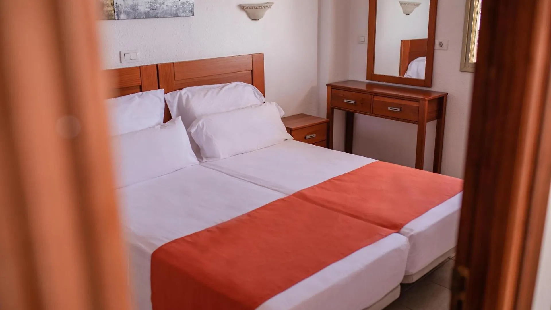 Servatur Caribe Playa de las Americas  3*, Playa de las Americas (Tenerife)