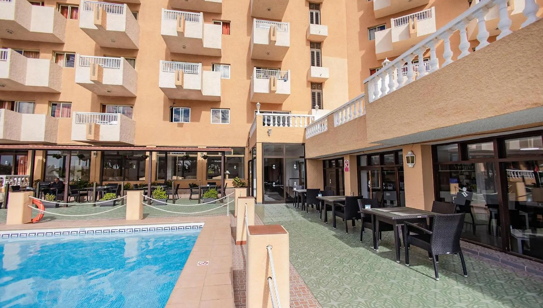 Servatur Caribe Playa de las Americas  Aparthotel